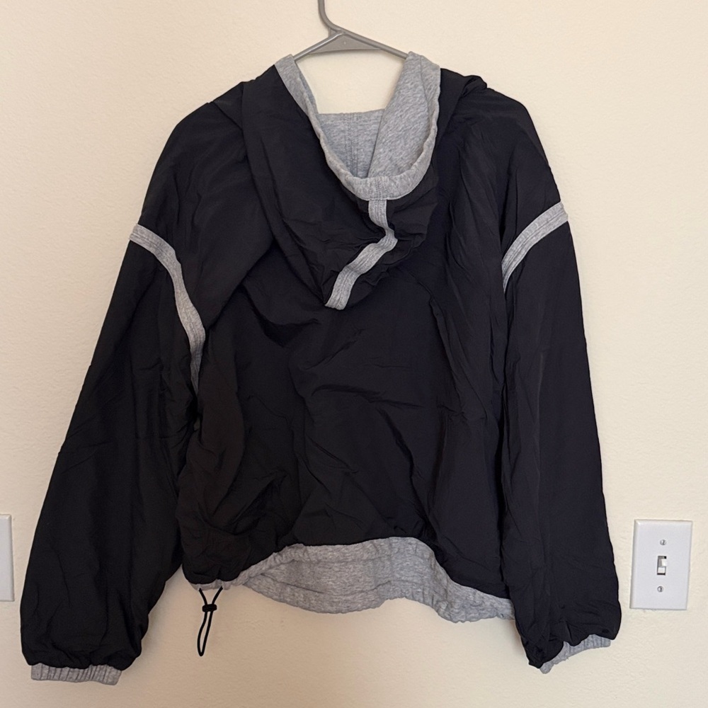 Free People Movement Don’t Back Down Nylon Pullover Lined Windbreaker - Black - Picture 2 of 7